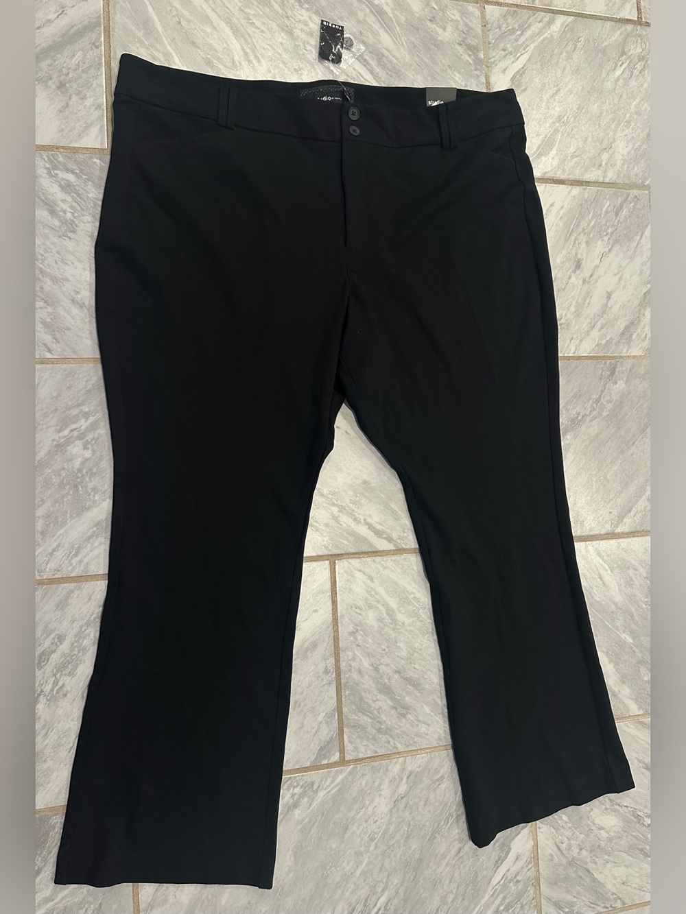 NWT Studio By Torrid Womens Black Signature Ponte Stretch Size 30T (50wx34.5L)